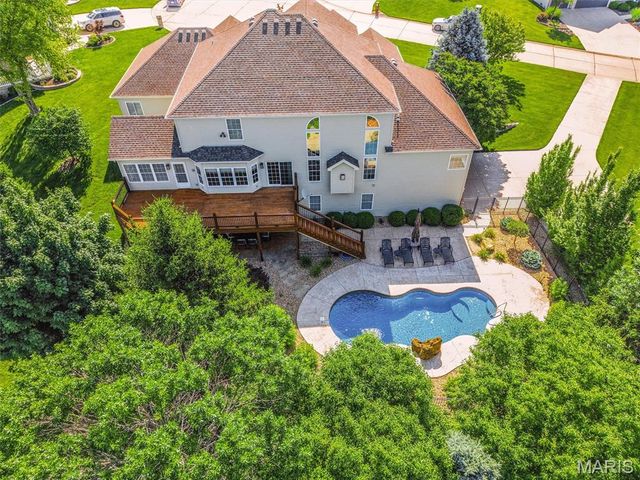 1 Stonebridge Place, St Charles, MO 63301