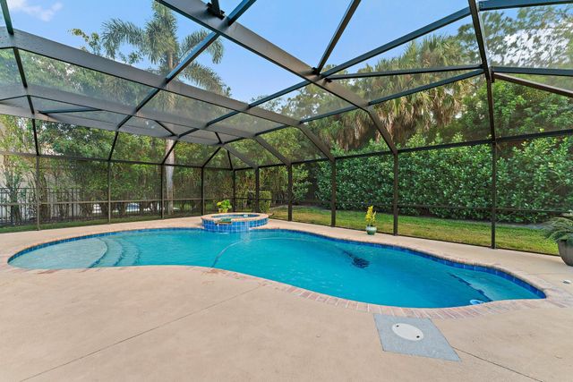 2136 SW Panther Trace, Stuart, FL 34997