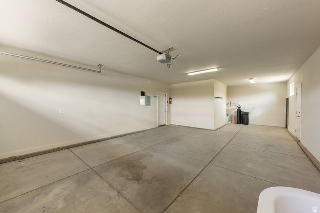 411 N HIGHLAND PKWY, Washington, UT 84780