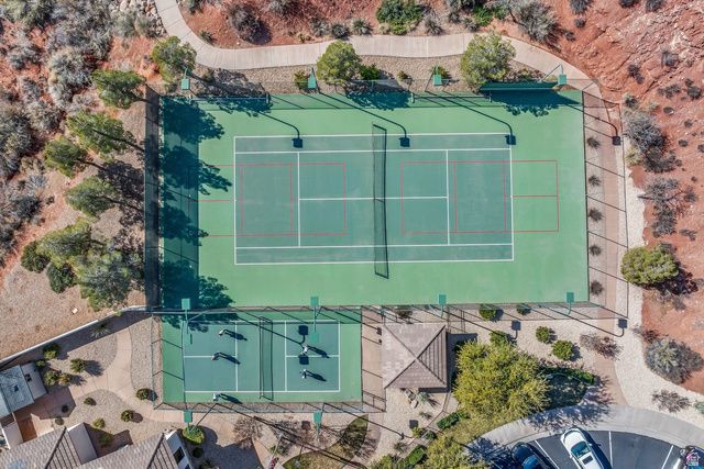 411 N HIGHLAND PKWY, Washington, UT 84780
