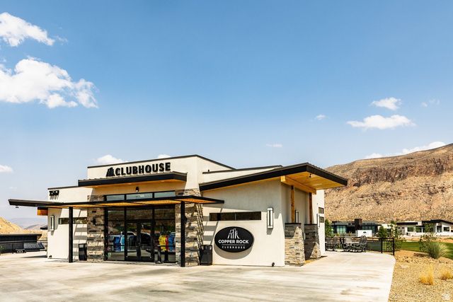 411 N HIGHLAND PKWY, Washington, UT 84780