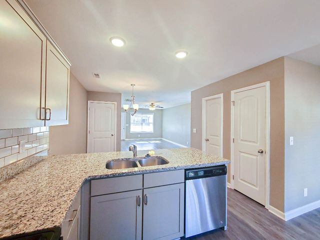 198 Alexander Boulevard, Clarksville, TN 37040