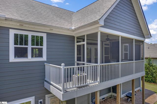 813 Olivine Court, Chesnee, SC 29323