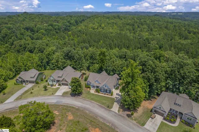 813 Olivine Court, Chesnee, SC 29323
