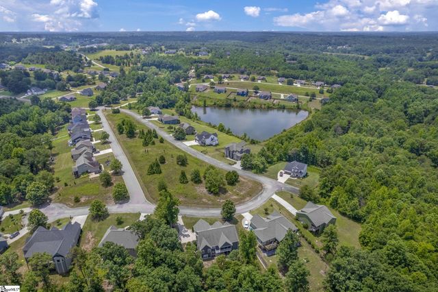 813 Olivine Court, Chesnee, SC 29323