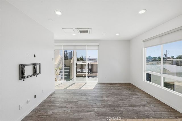 783 Wonder Lane, Costa Mesa, CA 92627