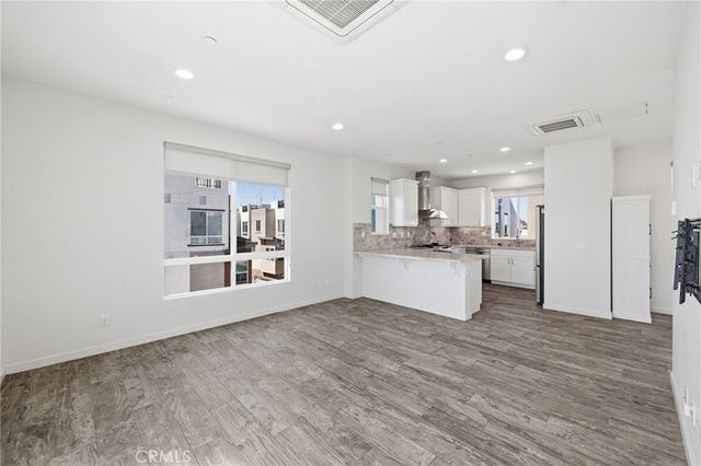 783 Wonder Lane, Costa Mesa, CA 92627