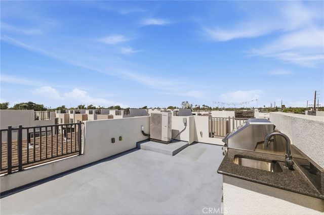 783 Wonder Lane, Costa Mesa, CA 92627