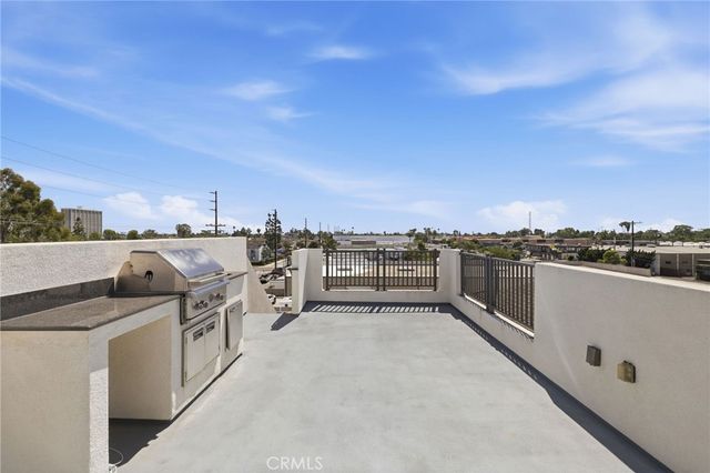 783 Wonder Lane, Costa Mesa, CA 92627