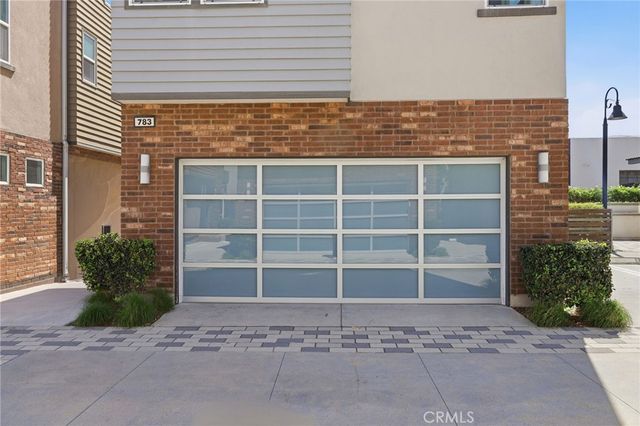 783 Wonder Lane, Costa Mesa, CA 92627