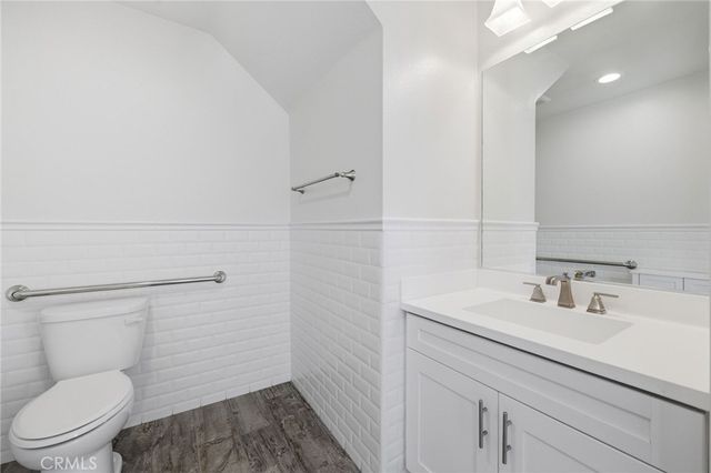 783 Wonder Lane, Costa Mesa, CA 92627