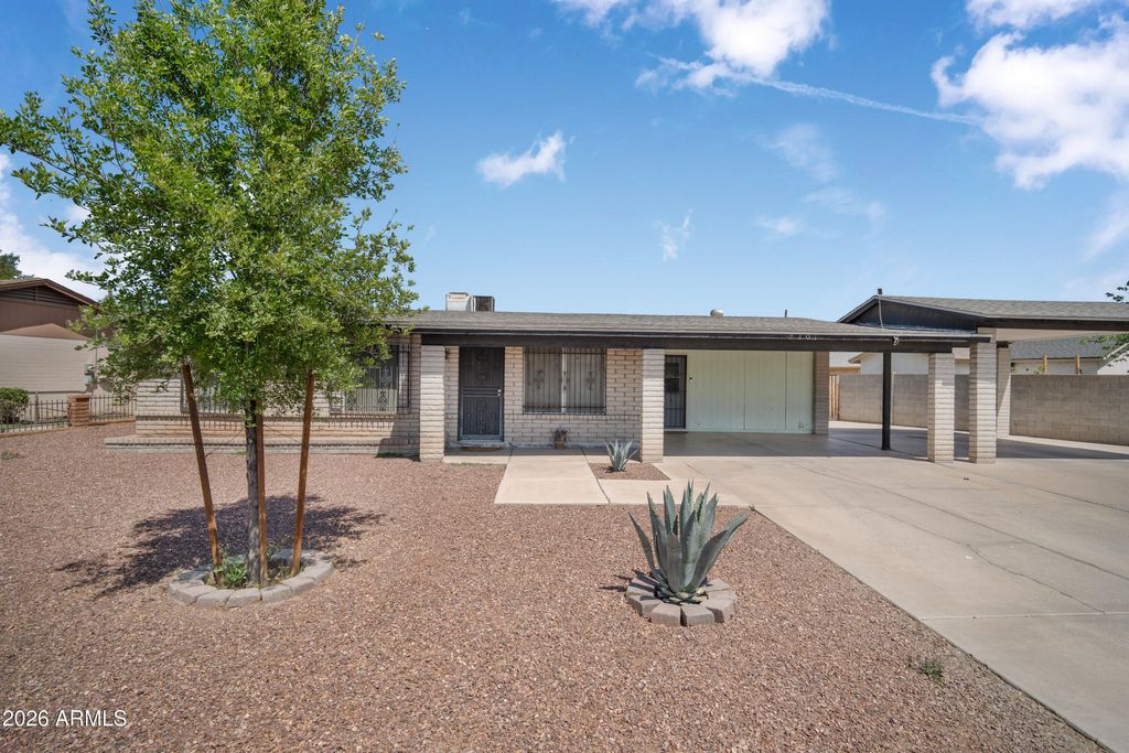 Image 1 of property listing at 3101 N 79TH Avenue, Phoenix, AZ 85033