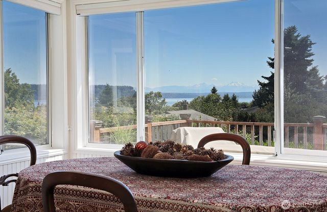 424 Island View Lane, Langley, WA 98260