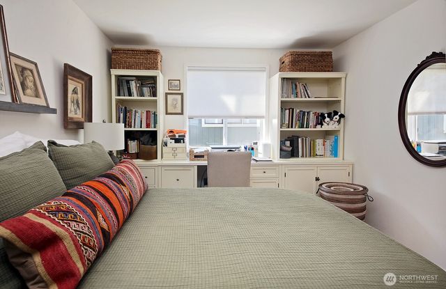 424 Island View Lane, Langley, WA 98260