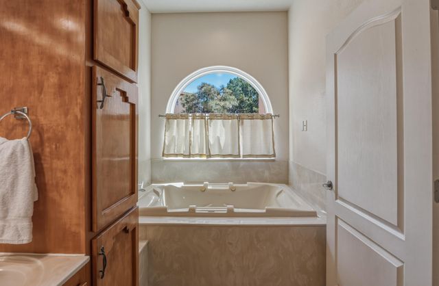 9174 Signal Avenue NE, Albuquerque, NM 87122