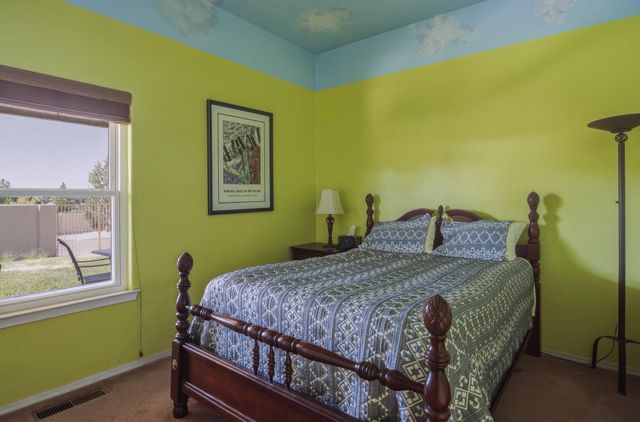 9174 Signal Avenue NE, Albuquerque, NM 87122