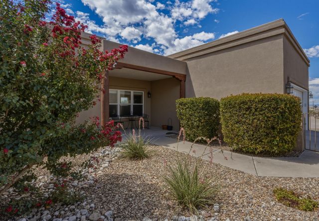 9174 Signal Avenue NE, Albuquerque, NM 87122