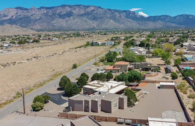 9174 Signal Avenue NE, Albuquerque, NM 87122