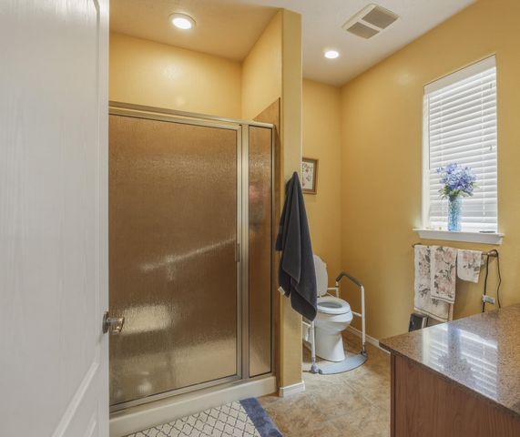 9174 Signal Avenue NE, Albuquerque, NM 87122
