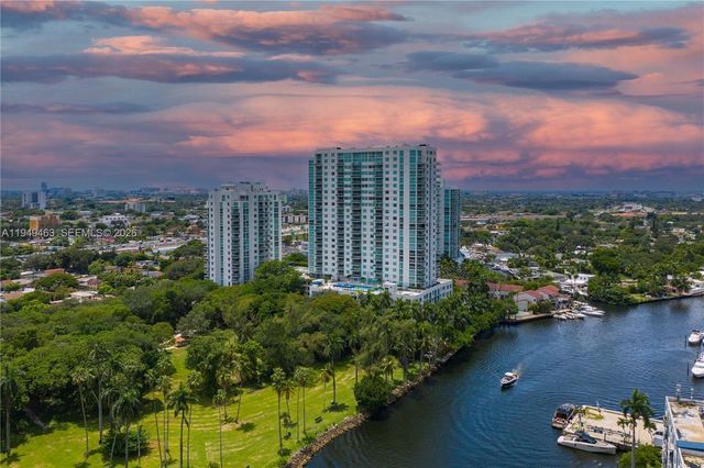 1861 NW S River Drive 2505, Miami, FL 33125