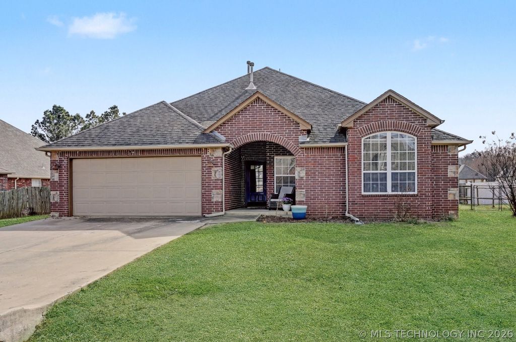 26356 E 114th Place S, Coweta, OK 74429