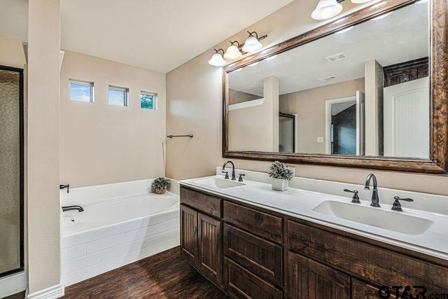 507 Virginia Court, Whitehouse, TX 75791