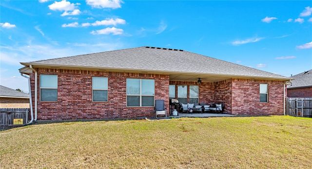 207 Lyla Glen Drive, Washington, OK 73093