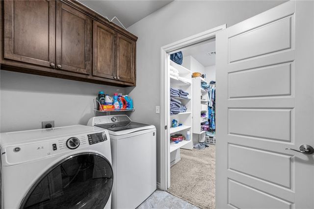 207 Lyla Glen Drive, Washington, OK 73093
