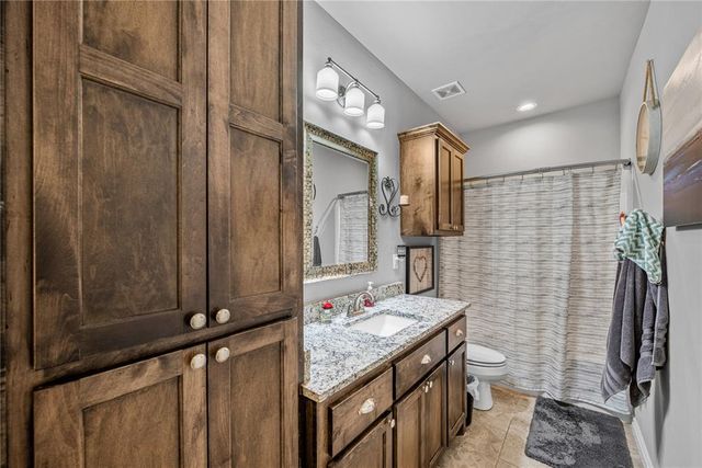 207 Lyla Glen Drive, Washington, OK 73093