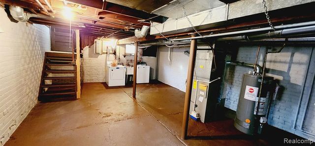 22301 Park Street, Dearborn, MI 48124