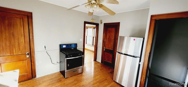 22301 Park Street, Dearborn, MI 48124