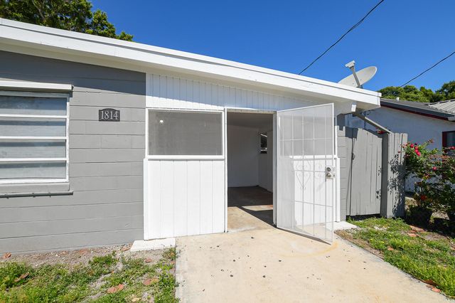 1814 Miami Court, Fort Pierce, FL 34950