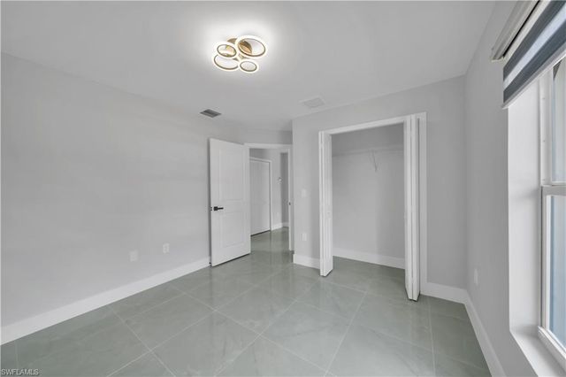 2801 42nd ST W, Lehigh Acres, FL 33971