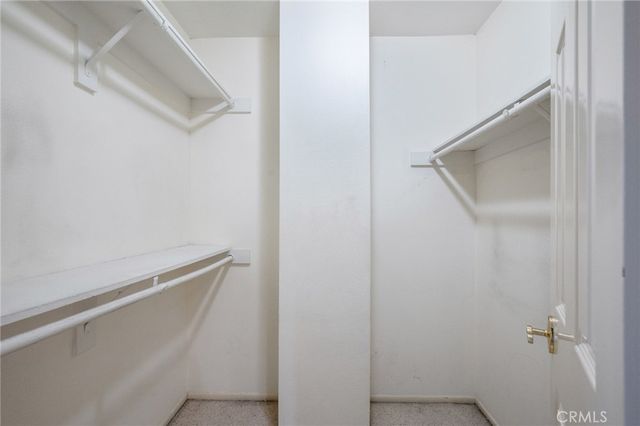 18100 Burbank 14, Tarzana, CA 91356