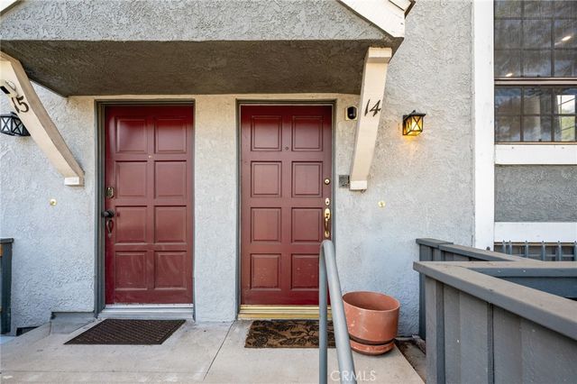 18100 Burbank 14, Tarzana, CA 91356