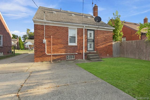 14457 Carlisle Street, Detroit, MI 48205