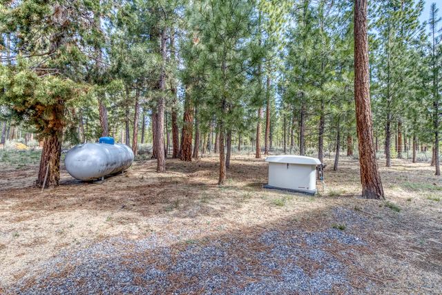 52084 Red Pine, La Pine, OR 97739