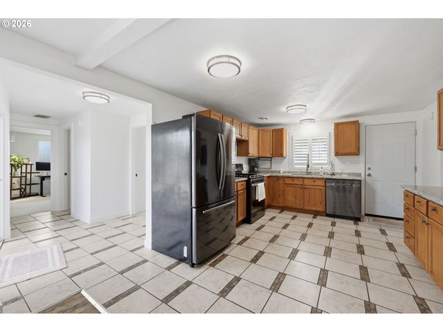 4060 WOOD Ave, Eugene, OR 97402