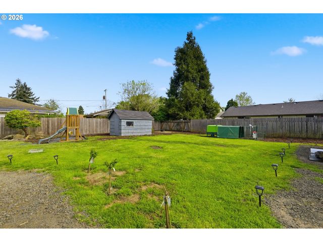 4060 WOOD Ave, Eugene, OR 97402