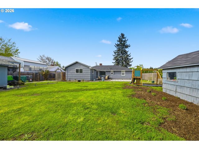 4060 WOOD Ave, Eugene, OR 97402