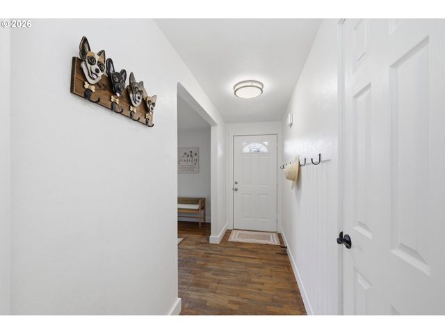 4060 WOOD Ave, Eugene, OR 97402