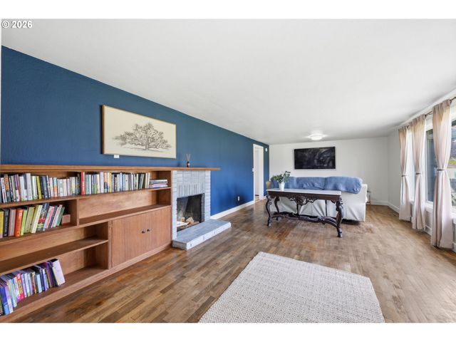 4060 WOOD Ave, Eugene, OR 97402