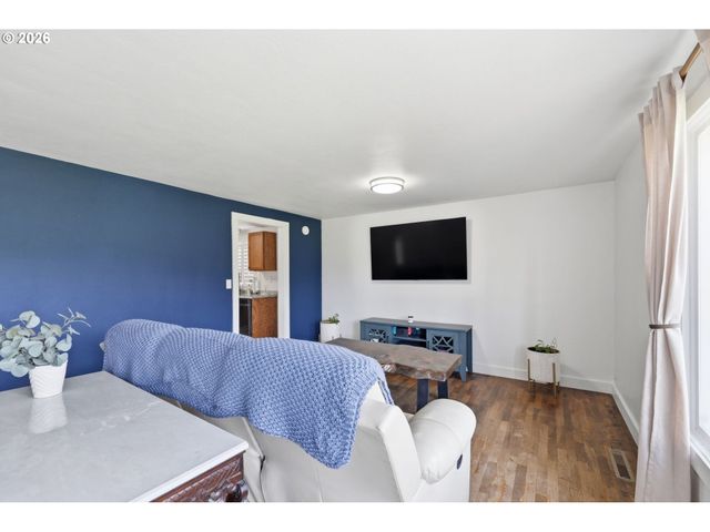 4060 WOOD Ave, Eugene, OR 97402