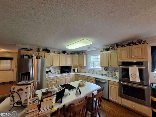 250 Weatherly Drive, Baxley, GA 31513