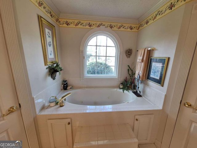 250 Weatherly Drive, Baxley, GA 31513