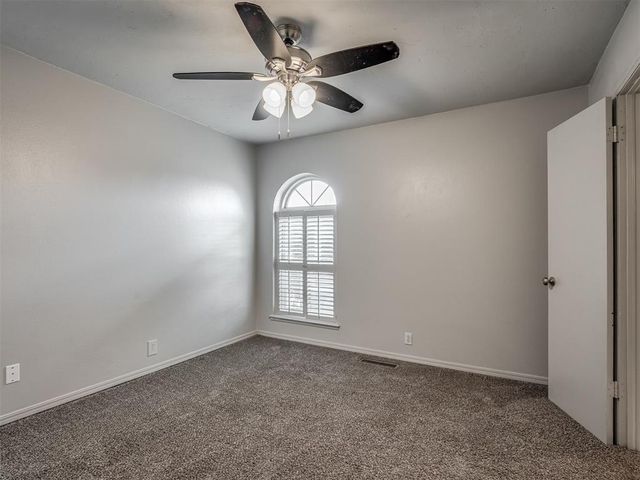 213 Elwood Drive, Edmond, OK 73013