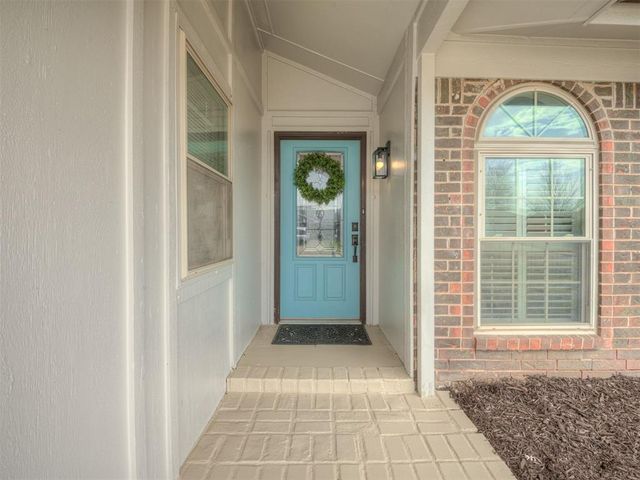 213 Elwood Drive, Edmond, OK 73013