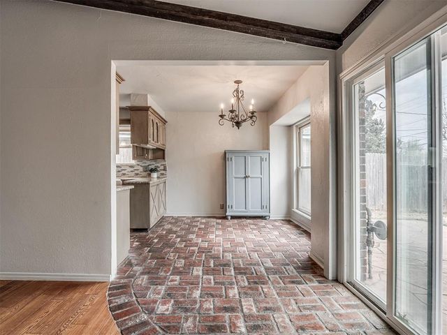 213 Elwood Drive, Edmond, OK 73013