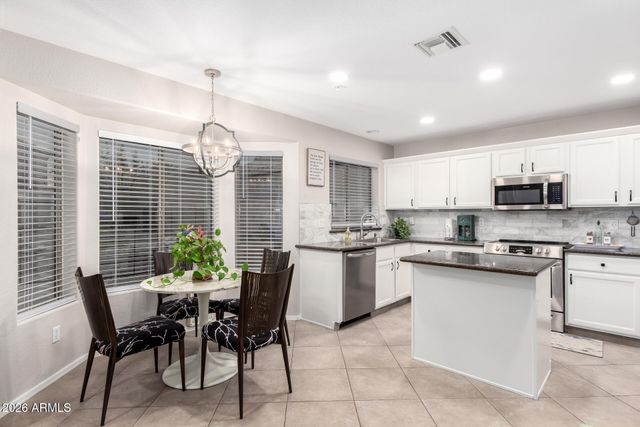 9696 E SHEENA Drive, Scottsdale, AZ 85260