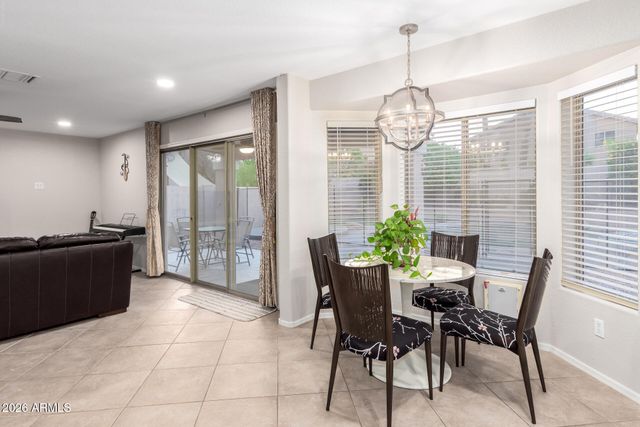 9696 E SHEENA Drive, Scottsdale, AZ 85260